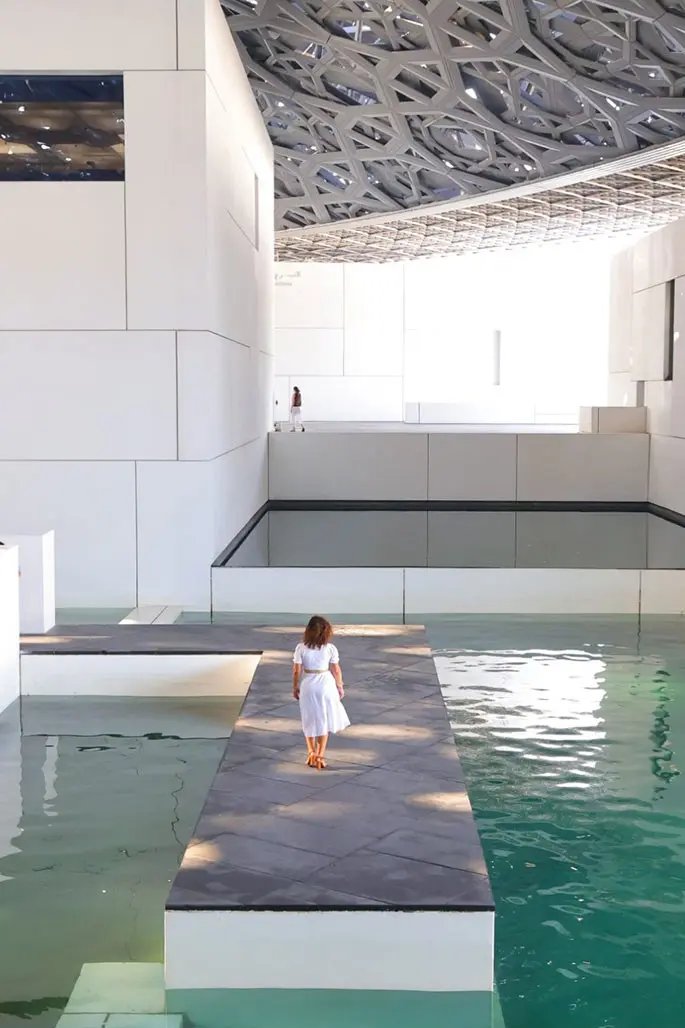 Impression of the museum with perfumer Dalia Izem