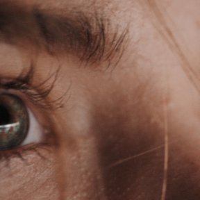 GIV_WomanSight1929x600