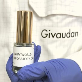 instagram post Happy World Laboratory Da