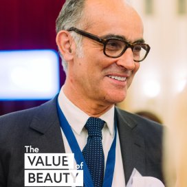 instagram post Beauty and fragrance is s